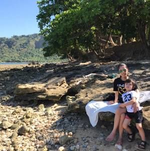 Meet your Posher, Aiza